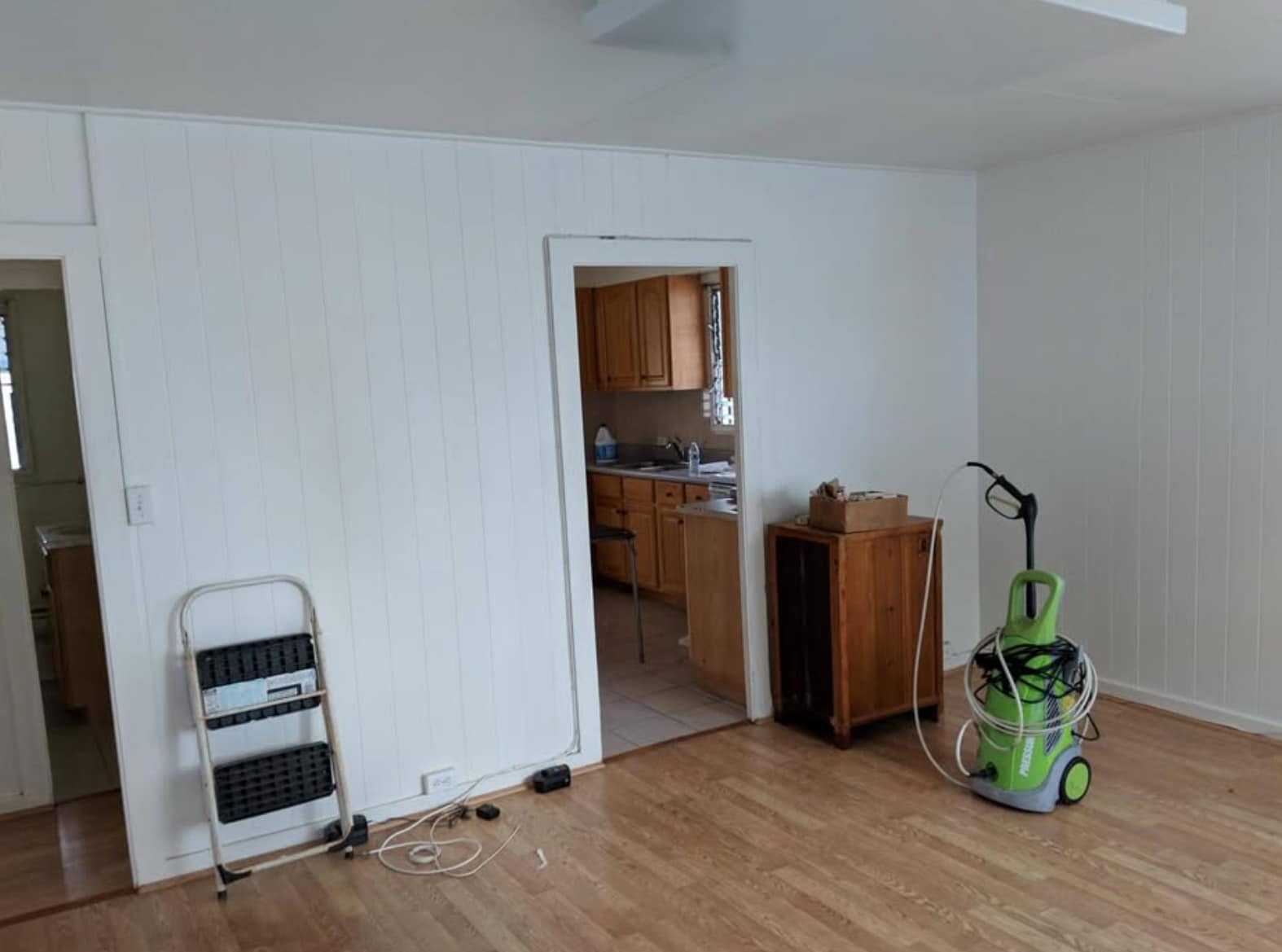 Building Photo - 749 Ekela Ave