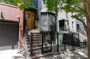Building Photo - 1231 Putnam Ave