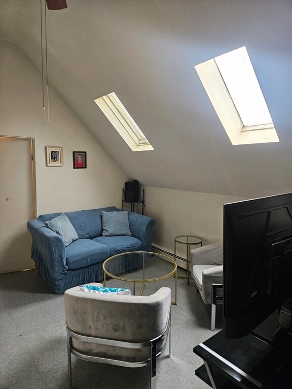 Building Photo - 55 Bernard St