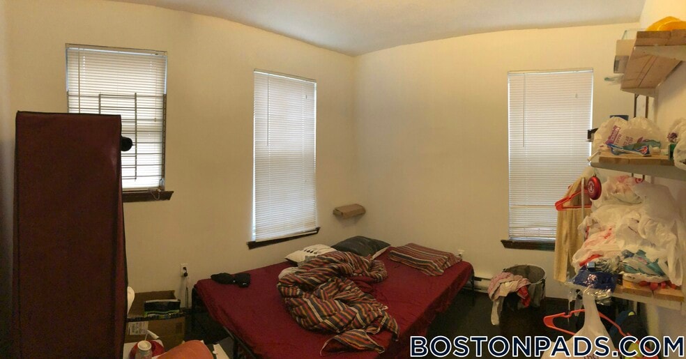 Building Photo - 10 Parker Hill Ave