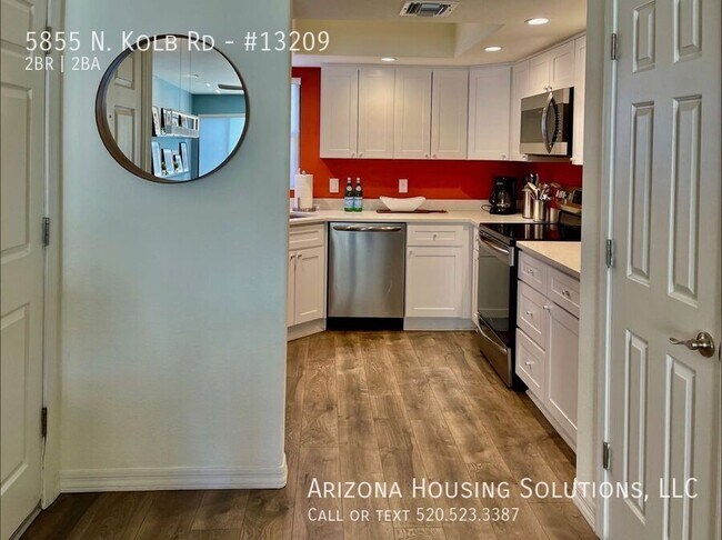 Building Photo - 5855 N Kolb Rd