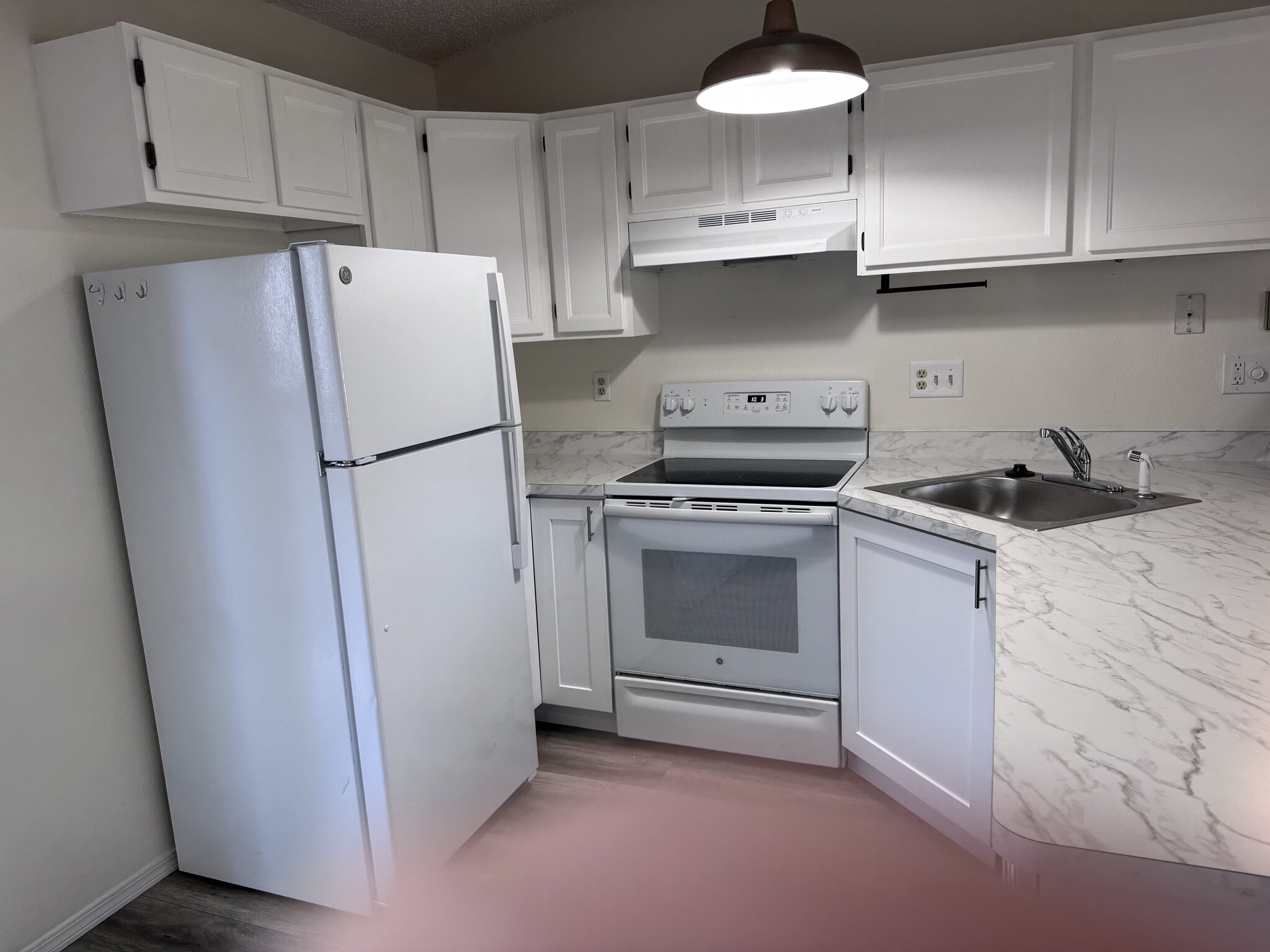 Building Photo - 720 S 24th St