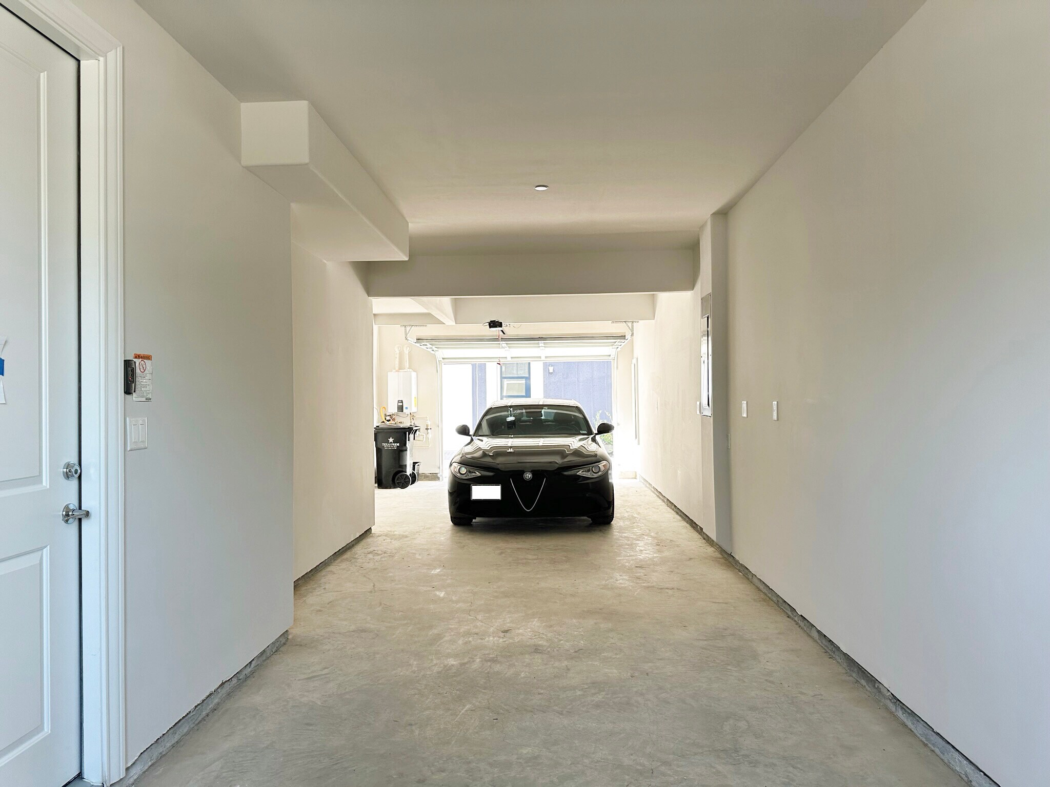 Garage - 809 Bringhurst St