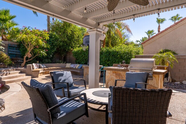Building Photo - 79290 Desert Wind Ct