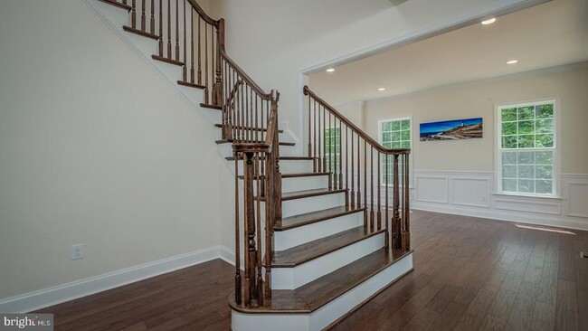 Building Photo - 8371 Jill Brenda Ct