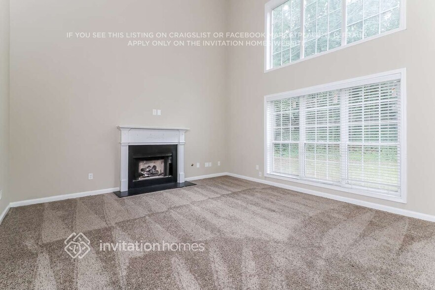 Building Photo - 3740 Cranford Dr SW