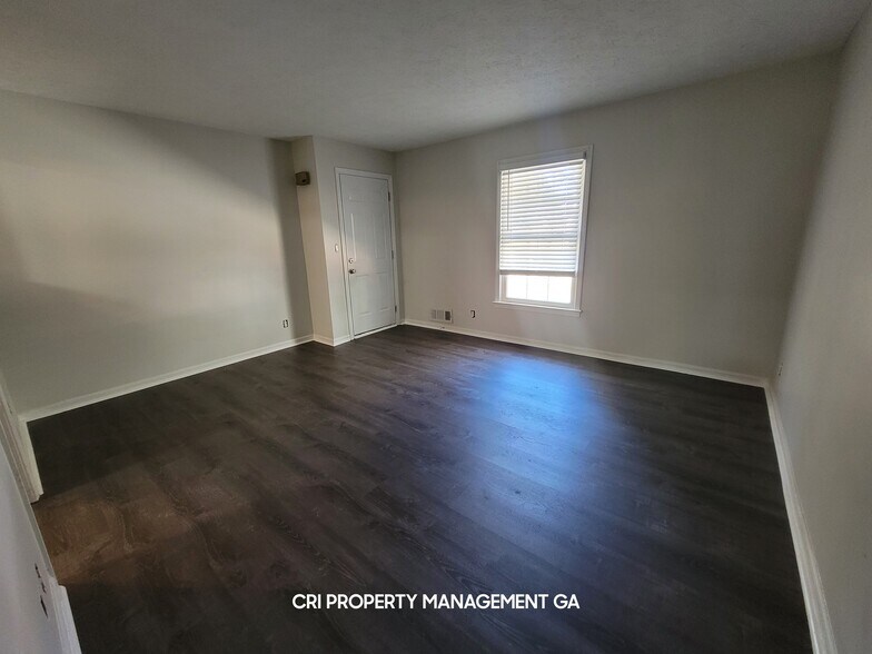 Building Photo - 5566 Rock Garden Ct NW