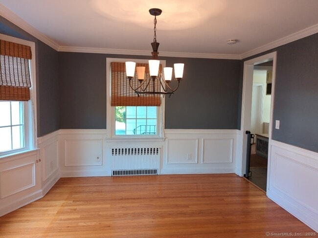 Building Photo - 28 Deerfield Dr