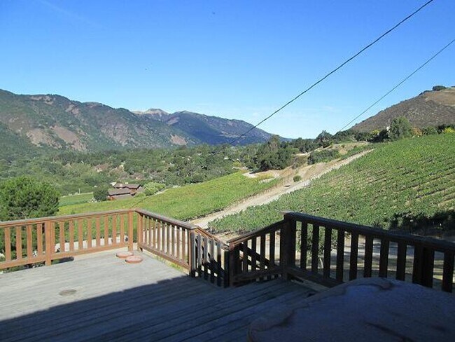 Building Photo - 65 E Carmel Valley Rd