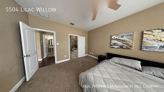 Building Photo - 5504 Lilac Willow Path