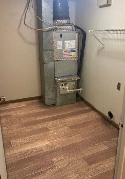 Building Photo - 304 S Keeneland Dr