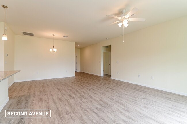 Building Photo - 3805 NE 23rd Ave