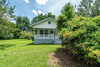Building Photo - Spacious Hueytown Oasis – Country Feel, Ci...
