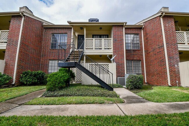 Primary Photo - 8055 Cambridge St
