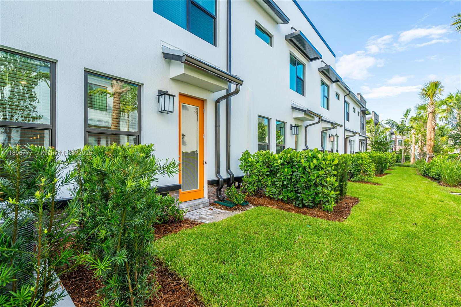 Building Photo - 8356 NW 7th Pl