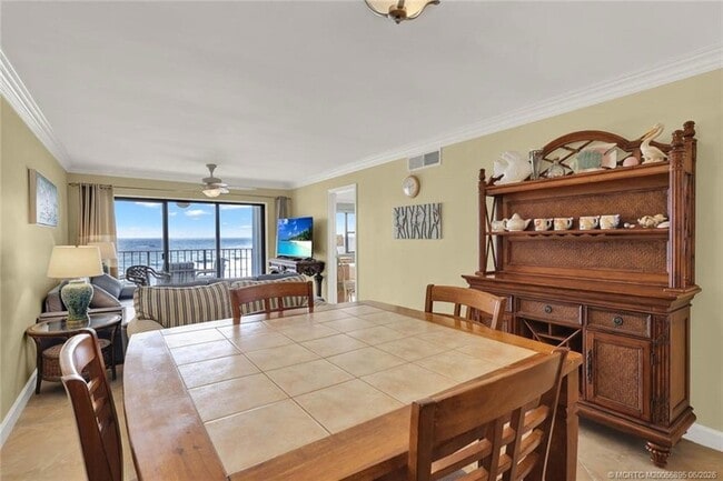 Building Photo - 9490 S Ocean Dr