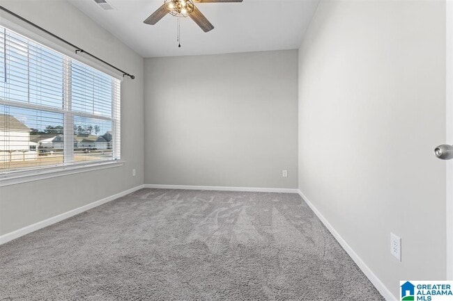 Building Photo - 848 Ridgeway Ave