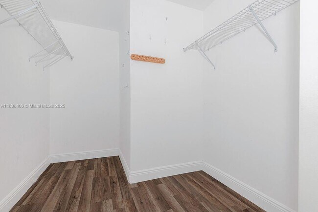 Building Photo - 3339 Virginia St