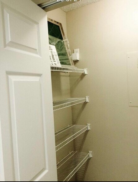 Building Photo - 12118 Saint Andrews Pl