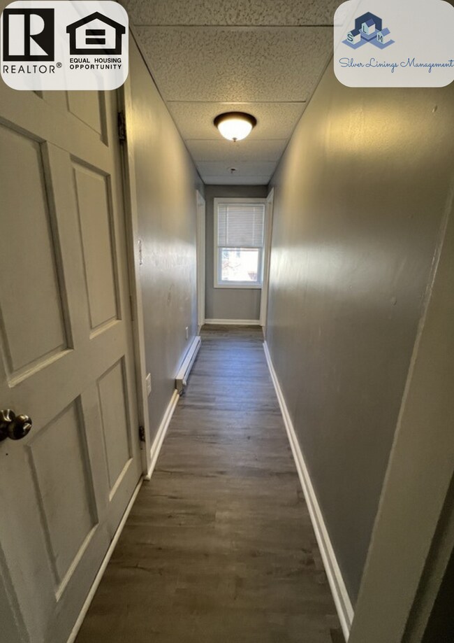 Building Photo - 23 Sigel St