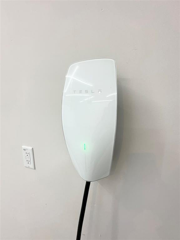 Building Photo - 6309 Night Chinook Dr