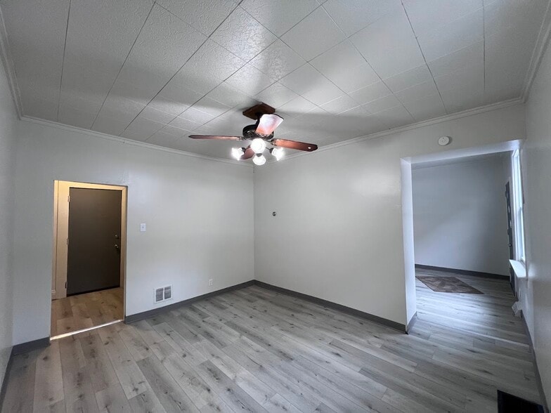 Building Photo - 425 Ohio Ave