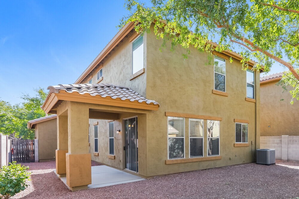 Building Photo - 3826 E Fairview St