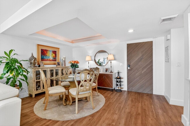 Building Photo - 3589 S Ocean Blvd