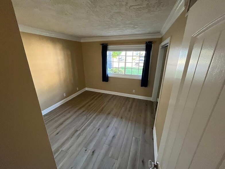 Building Photo - 4600 Guava Avenue