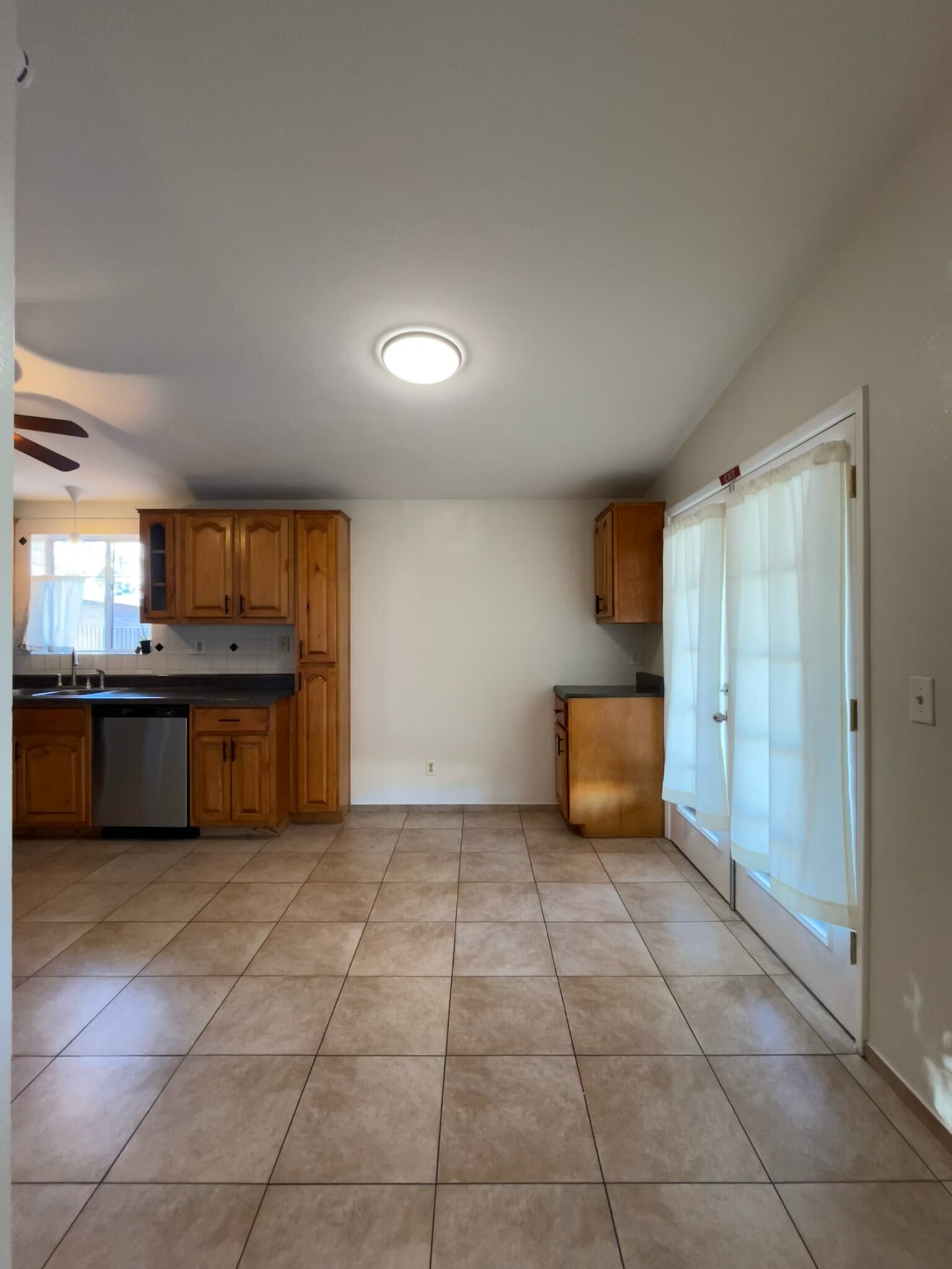 Building Photo - 8321 E Gettysburg Pl