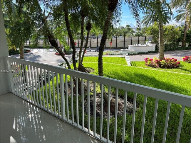 Building Photo - 10275 Collins Ave