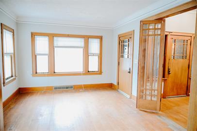 Building Photo - 2887 Mary St