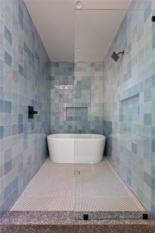 Building Photo - 3412 Gonzales St