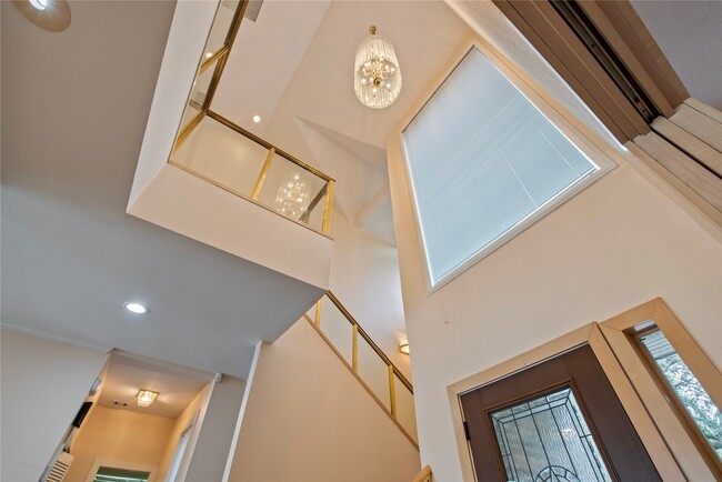 Building Photo - 2037 Enterprise Ave