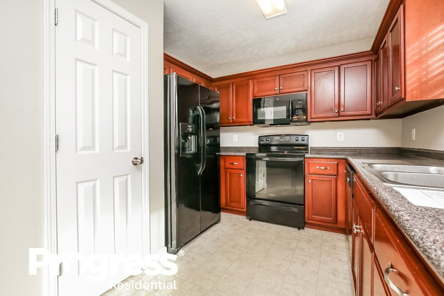 Building Photo - 612 Rock Glen Trace