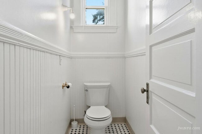 Building Photo - 778 Cole St