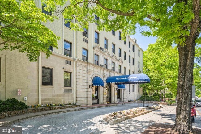 Primary Photo - 3100 Connecticut Ave NW