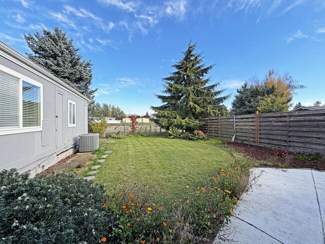 Building Photo - 85679 Hampstead Ln