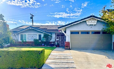Building Photo - 809 Agajanian Way