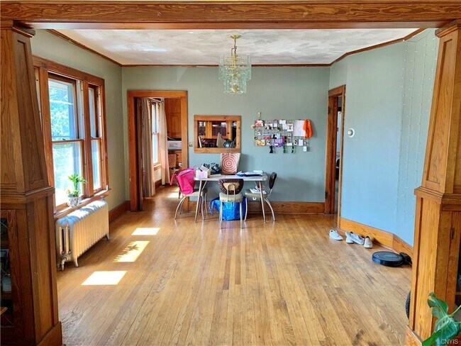 Building Photo - 1401 Mather Ave