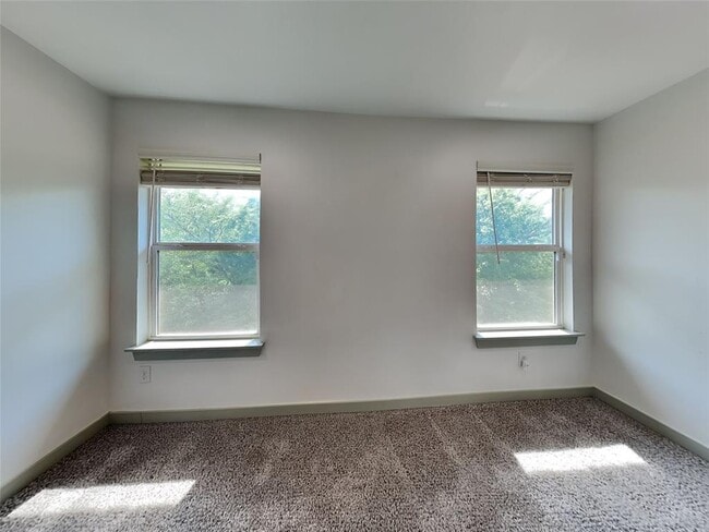 Building Photo - 13526 Vinita Dr