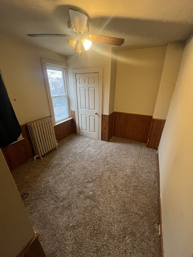 Building Photo - 446 Nevin St