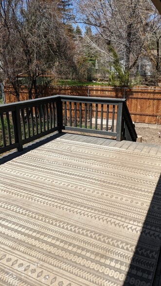 Building Photo - 1812 Tiffany St