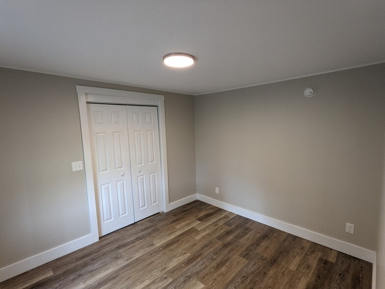 Second Bedroom - 422 State St
