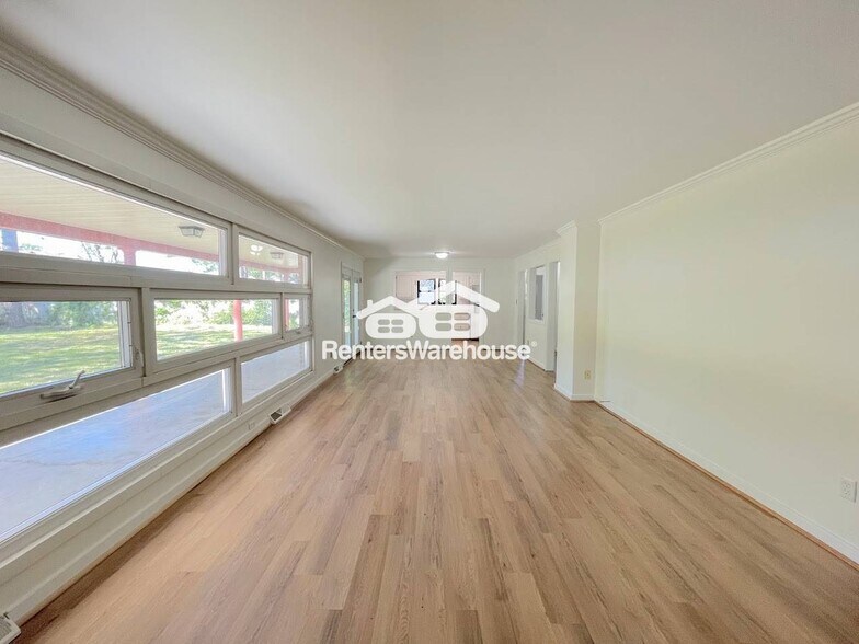 Building Photo - 354 Warrington Cir