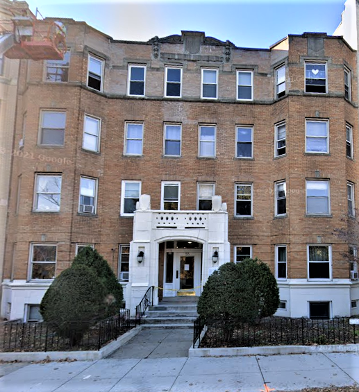 Building Photo - 51 Park Dr