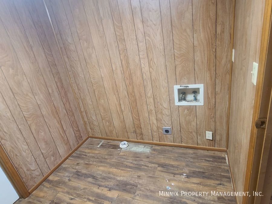Building Photo - 3606 Tanner Dr