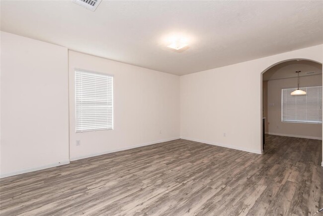 Building Photo - 4311 Almeda Meadows Dr