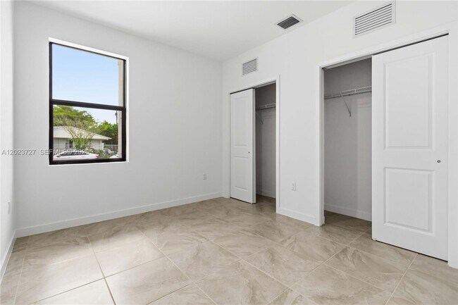 Building Photo - 22348 SW 115th Ct