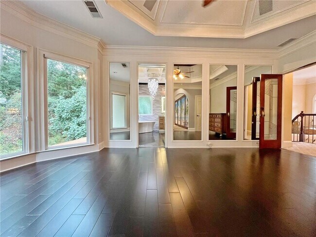 Building Photo - 6709 Wooded Cove Ct